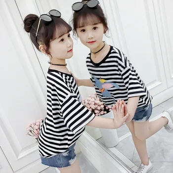 2023 קוריאה הקיץ ילדים עם פסים הדפסה ילדים החולצה העליון הקיץ מקסימום ילד אופנה של בגדי ילדים שרוול קצר החולצה