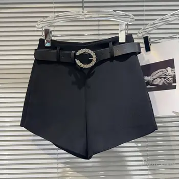 2023 סתיו חדש טבעת יהלום חגורת הרזיה סלים שלוש נקודות חליפת מכנסיים קצרים לנשים-All-התאמת קצרים לבן שחור