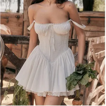 הצרפתי בלט ילדה קטנה שחור לבן שמלת מיני אופנה סלאש הצוואר תחרה מכפלת סלים קו רצועת שמלה-קיץ סקסי Suspender חצאית