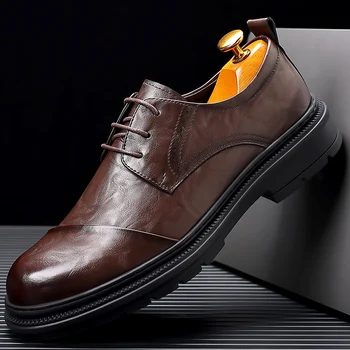 פלטפורמה גברים נעלי מותג יוקרה באיכות גבוהה נעלי אוקספורד של גברים מזדמנים תחרה עד נעלי שמלה נעלי נעלי מוקסינים המשרד נעליים